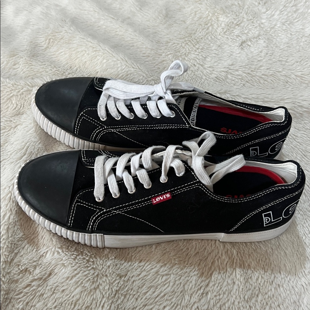 Women’s black canvas Levi's tennis shoes size 10